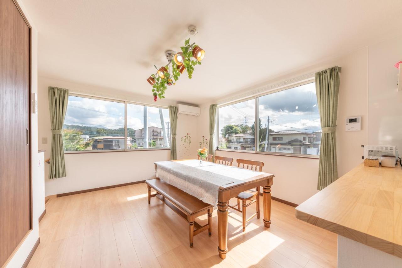Private House Clover Fujikawaguchiko Bagian luar foto