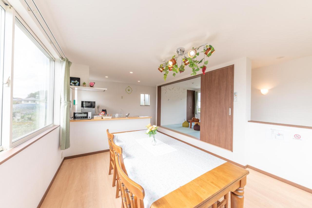 Private House Clover Fujikawaguchiko Bagian luar foto