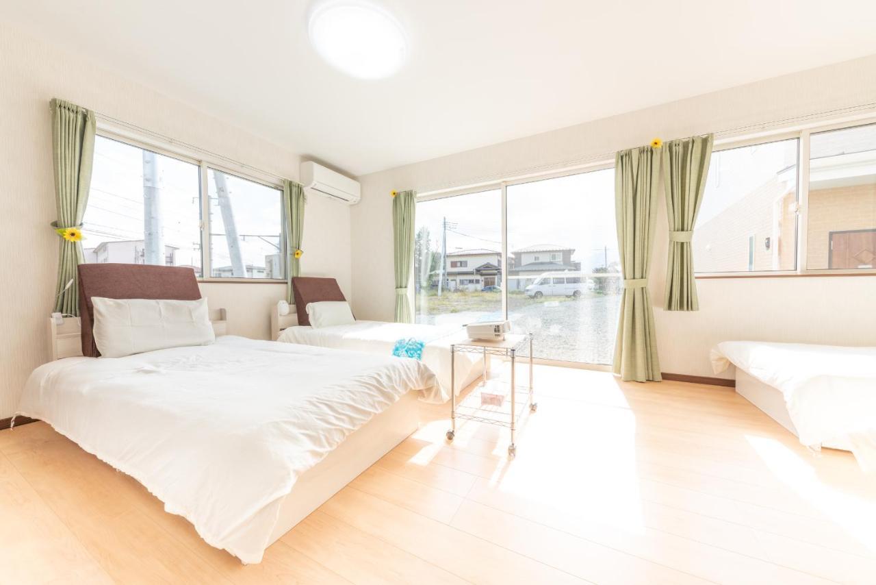 Private House Clover Fujikawaguchiko Bagian luar foto